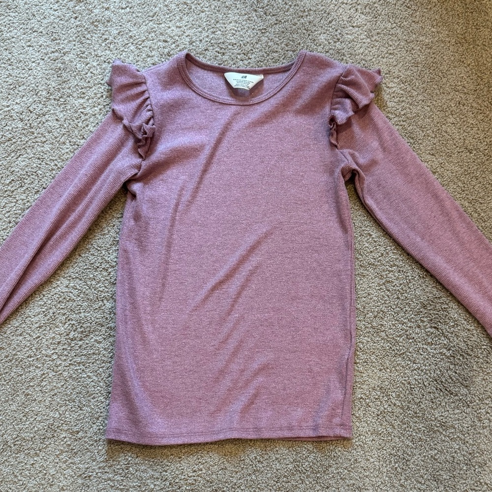 H&M Girls pink/purple long sleeve top. Size 8/10. Excellent condition.